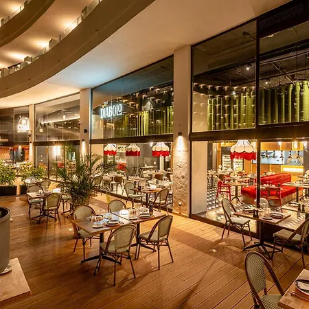 Hotel Mediterranean Palace