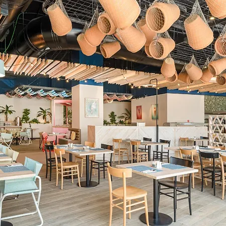 Hotel Mediterranean Palace 5*